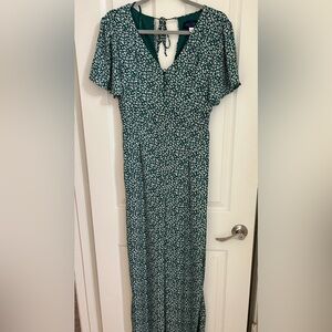 💙 4 for $40 💙 Wide leg Floral Green Jumpsuit